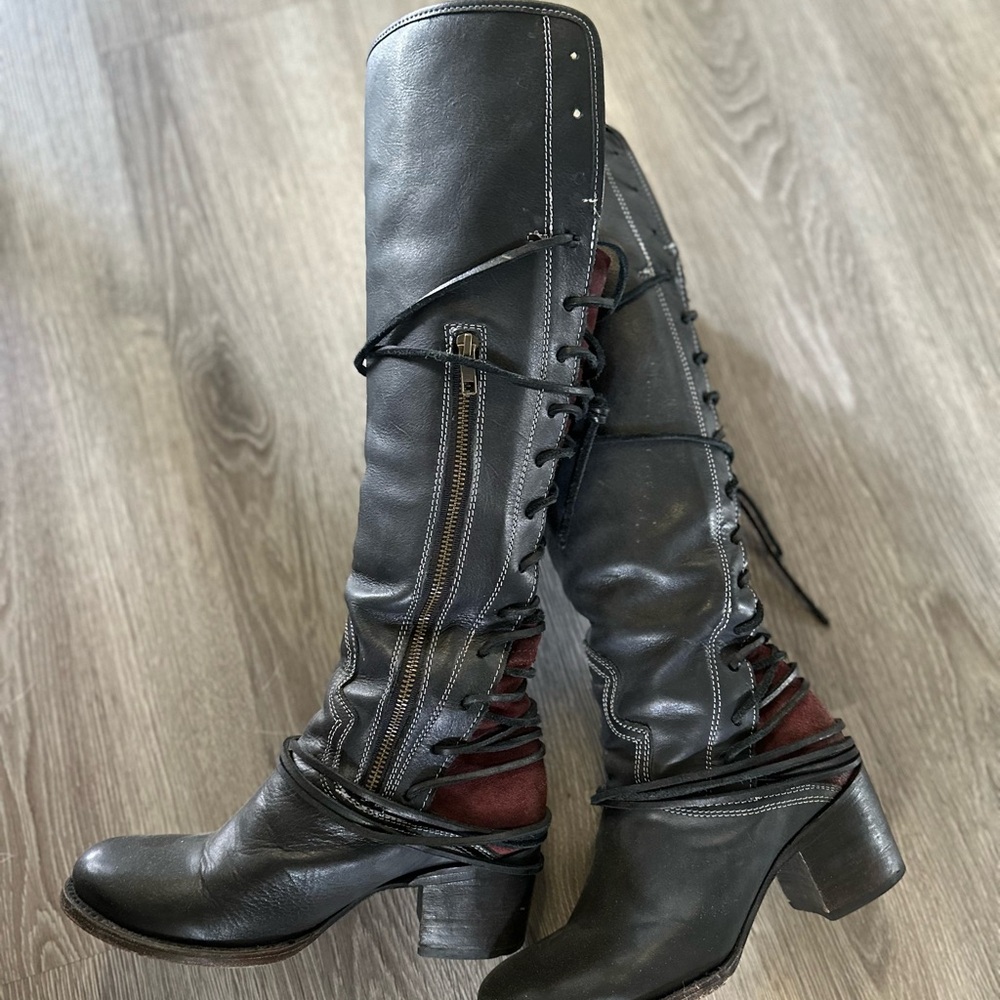 Freebird by Steven black Coal, size 9